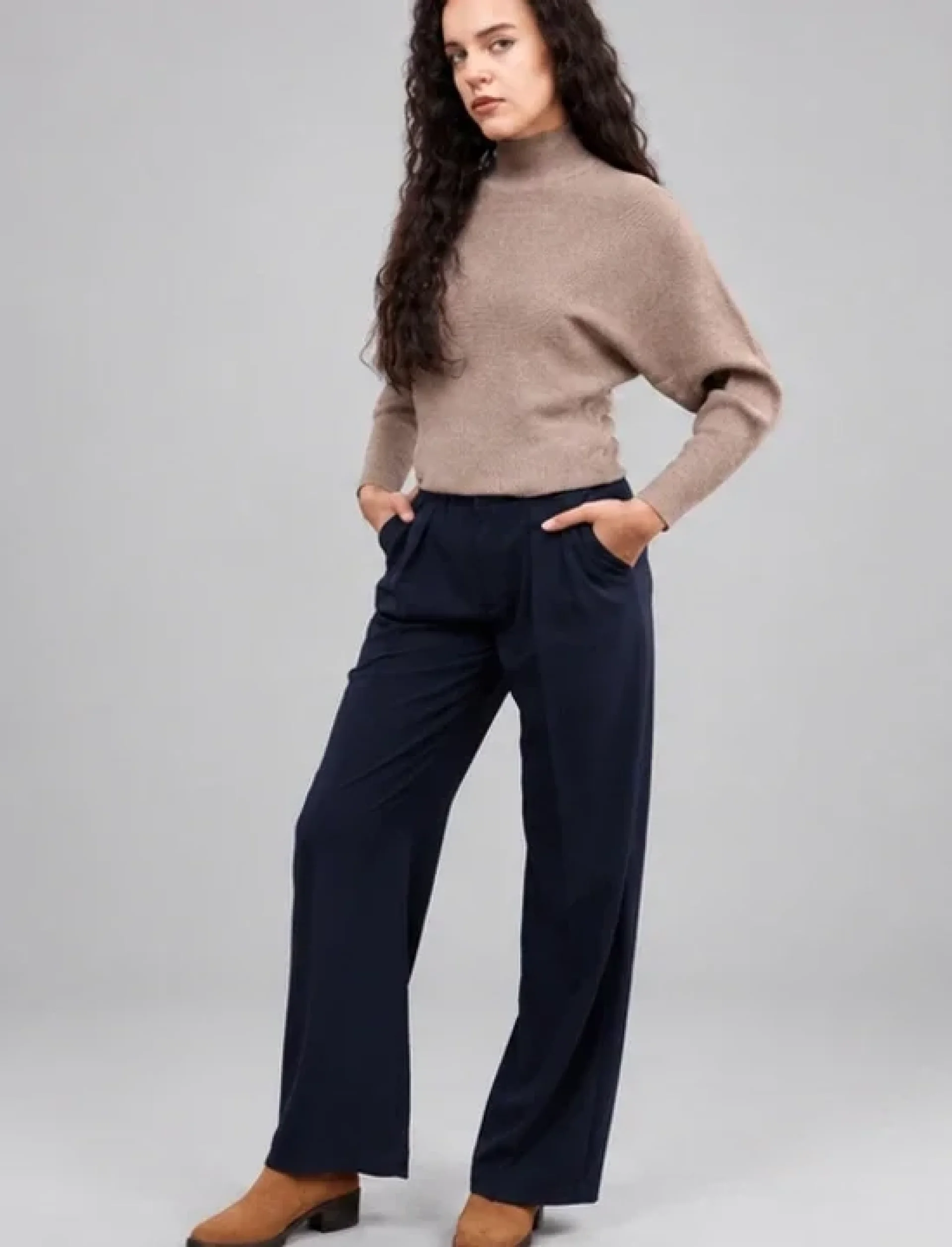 NAVY WIDE-LEG TAILORED TROUSERS — image 3